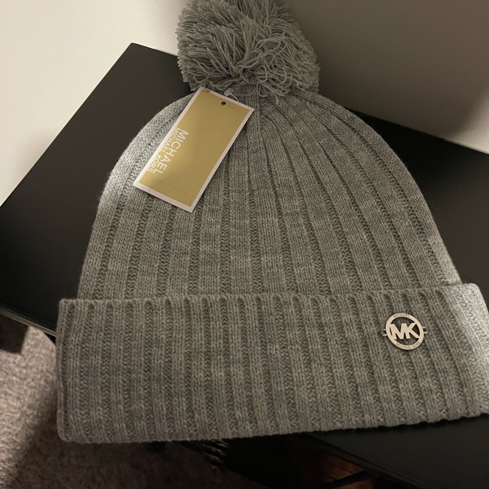 New Michael Kors Pom Pom Hat